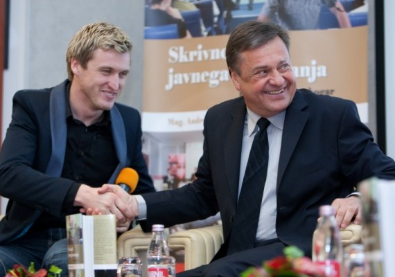 Denis Avdić in Zoran Janković sta nasmejala publiko.